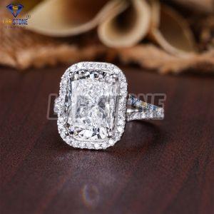 Stunning Cushion & Round Cut Diamond White Gold Ring