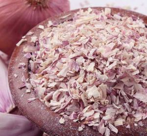 Dehydrated Pink Onion Chopped