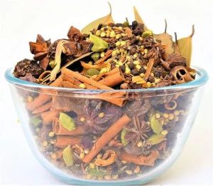 sabut garam masala