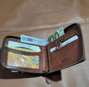 Zipper Men Leather Wallet