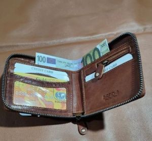 Zipper Men Leather Wallet
