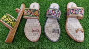 Ladies Kolhapuri Slipper