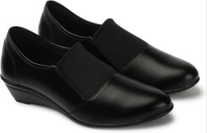 Ladies Leather Formal Shoes