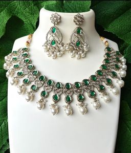 Green And Silver Stone Brass Necklace Set