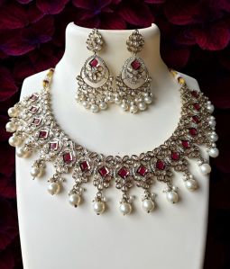 Silver And Pink Ladies Brass Imitation Necklace Set