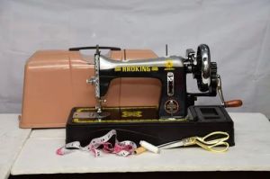 Twin Needle Sewing Machine