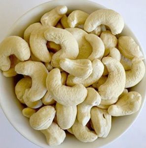 finished cashew nuts