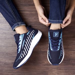 comfortable sports shoes