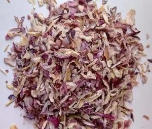 dried onion flakes