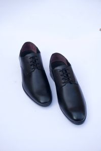 Black leather laces shoes