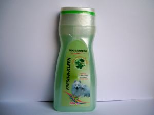 triciosan aloevera glycerin neem pets shampoo