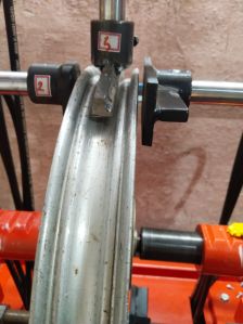 Two Wheeler Alloy Wheel Rim Straightener