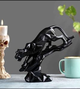 BLACK PANTHER POLYRESIN STATUE