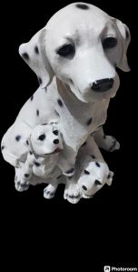 DOG FAMILY POLYRESIN STATUE 9 INCHS