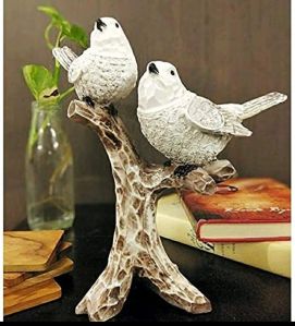 POLYRESIN SITTING BIRDS STATUE