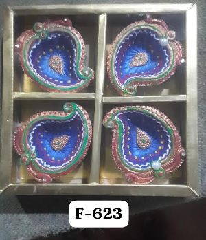 Clay Diya