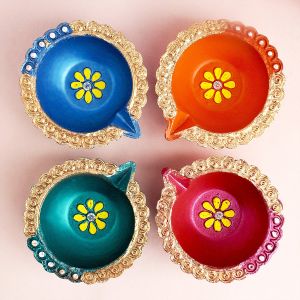 Set of 4pc Clay Diyas