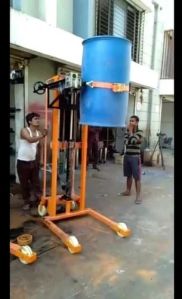 Hydraulic Drum Lifter Cum Tiller