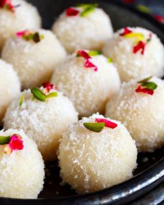 coconut laddu