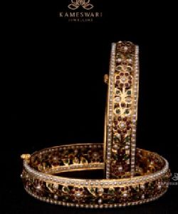 Royal Pearl Bangle