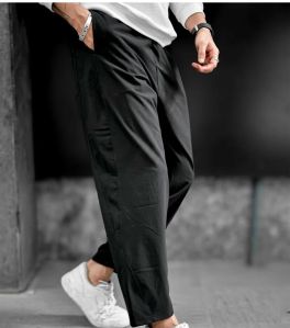 CARROT FIT BLACK PANT