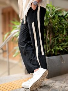 CORDUROY BLACK PANTS