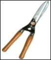 WOOD HANDLE HEDGE SHEAR