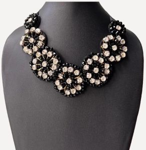 Agate Blooming Flower Black Tie Statement Necklace