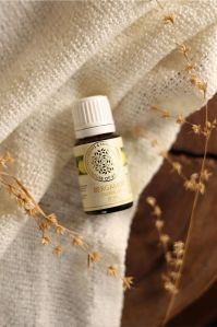 BERGAMOT ESSENTIAL OIL TO UPLIFT SENSES