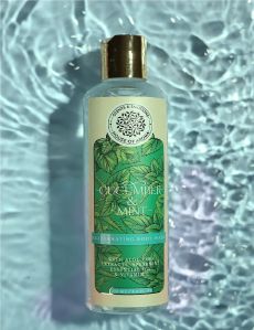 CUCUMBER & MINT REJUVENATING BODY WASH