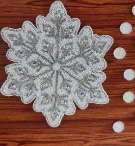 Christmas Home Decor Winter Theme White Silver Snowflakes Beaded Placemats