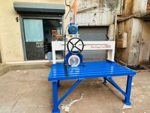 7 Feet Stone Cutting Machine