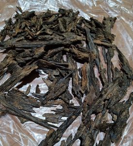 agarwood chip