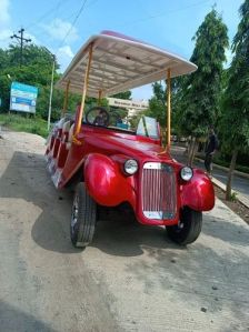 8 Seater Classic Electric Vintage Car