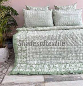 Hand Block Print Double Bed Quilt With Pillow Covers