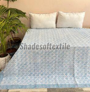 Indian handmade cotton kantha quilt