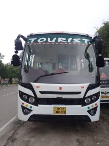 tempo traveller