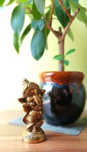 brass dancing ganesh