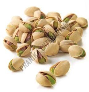 dry pistachio