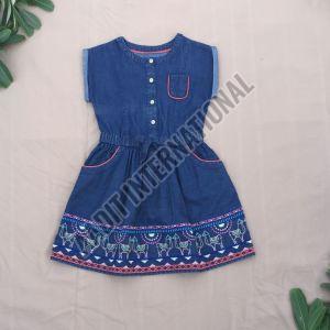 Knee Length Girls Cotton Frock