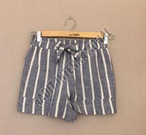 Ladies Cotton Beach Wear Striped Shorts