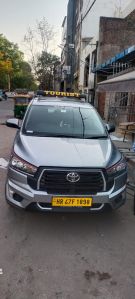 innova crysta taxi services