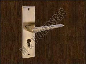 MV 007 Brass Door Pull Handle