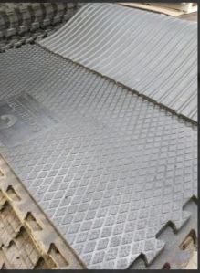 Interlocking Cow Mat