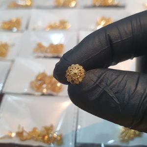 Gold Nose Pin