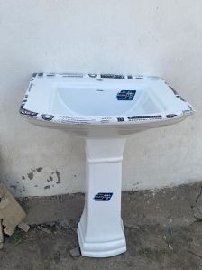 Ceramic Pedestal Wash Basin