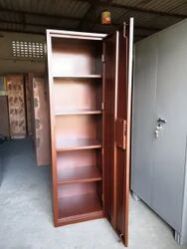 Single Door Wardrobe