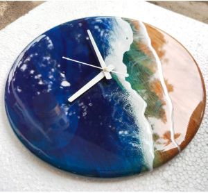 Resin sea clock