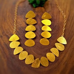 Brass Metal Necklace Set