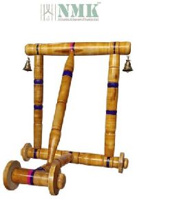 Nadai Vandi / Wooden Walker